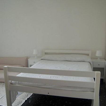 Chandra Lerici Buitenkant foto